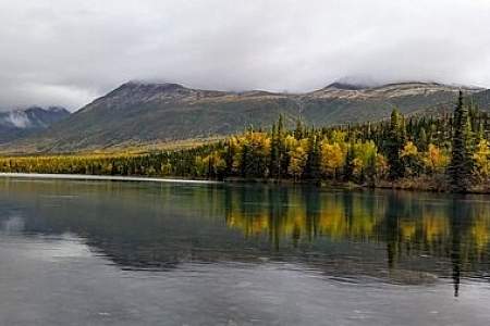 Kontrashibuna Lake Trail
