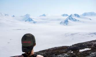 Exit glacier guides nature hike 3
